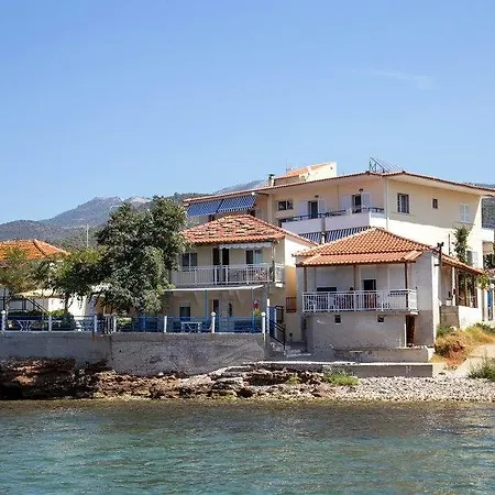 Manolis Thassos Skála Kallirákhis