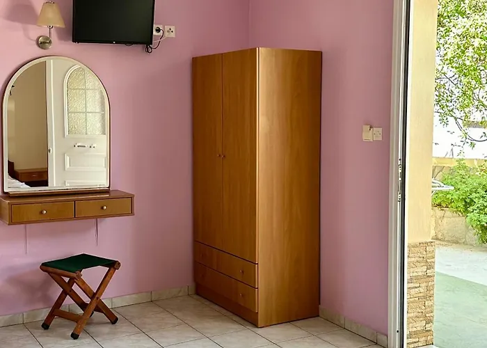 Manolis Thassos * Σκάλα Καλλιράχης