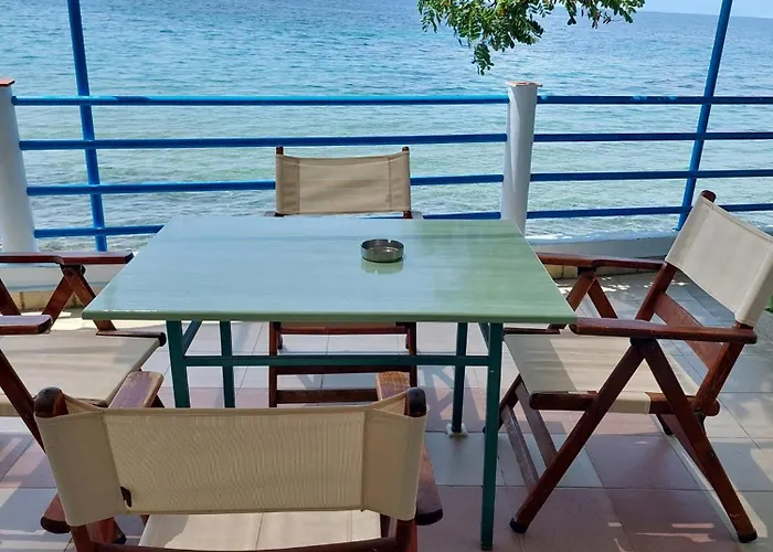 Manolis Thassos Σκάλα Καλλιράχης