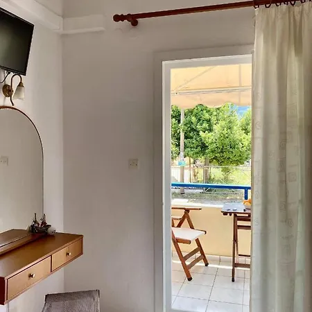 Manolis Studios Thassos *